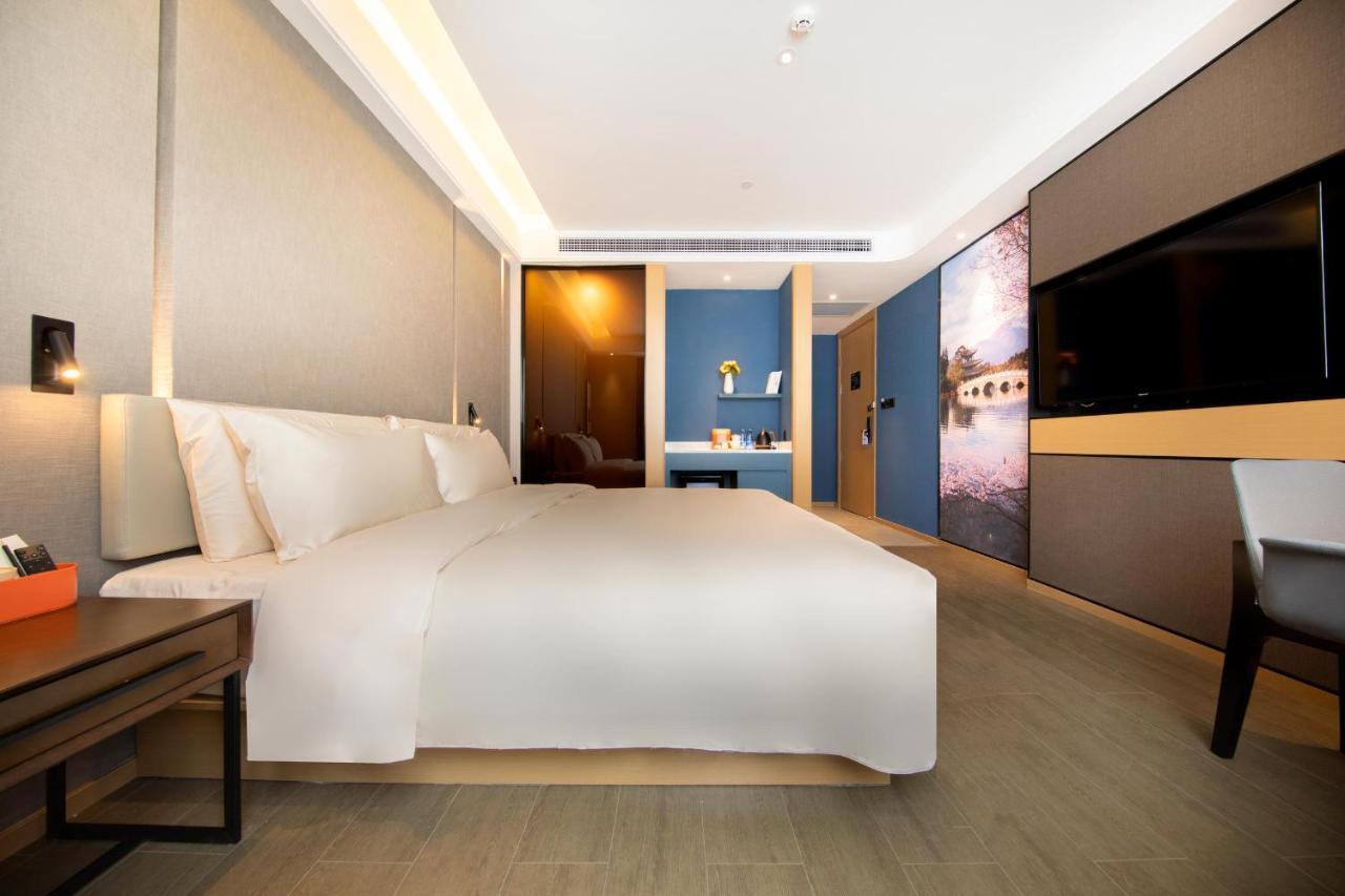Atour Hotel Kunming Cuihu 外观 照片